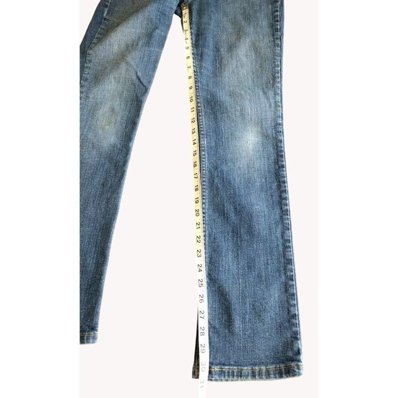 Levis Jeans Womens 6 Slender Straight 526th Pockets Dual Button - Picture 9 of 16